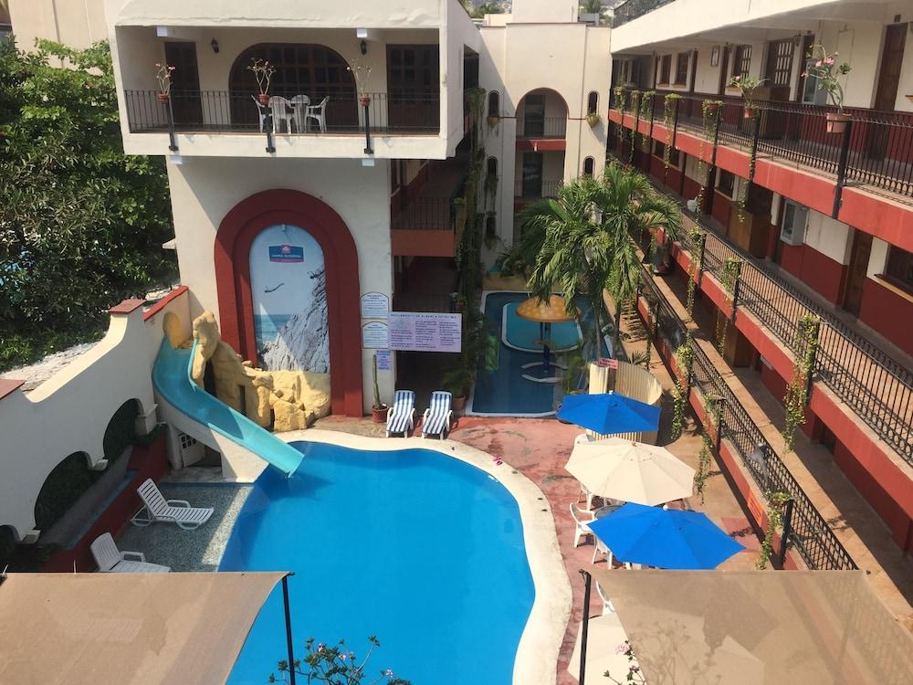 Hotel Hacienda Maria Eugenia Acapulco Exterior photo
