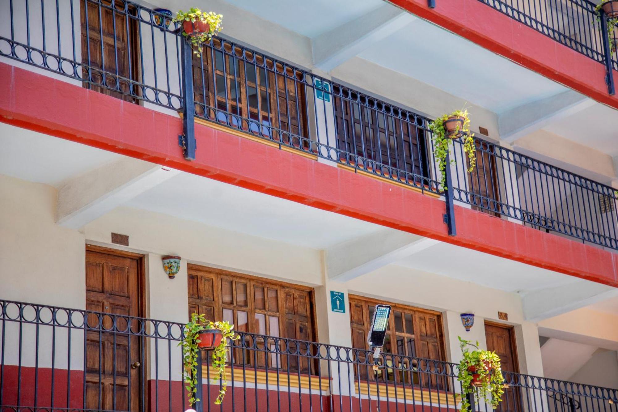 Hotel Hacienda Maria Eugenia Acapulco Exterior photo