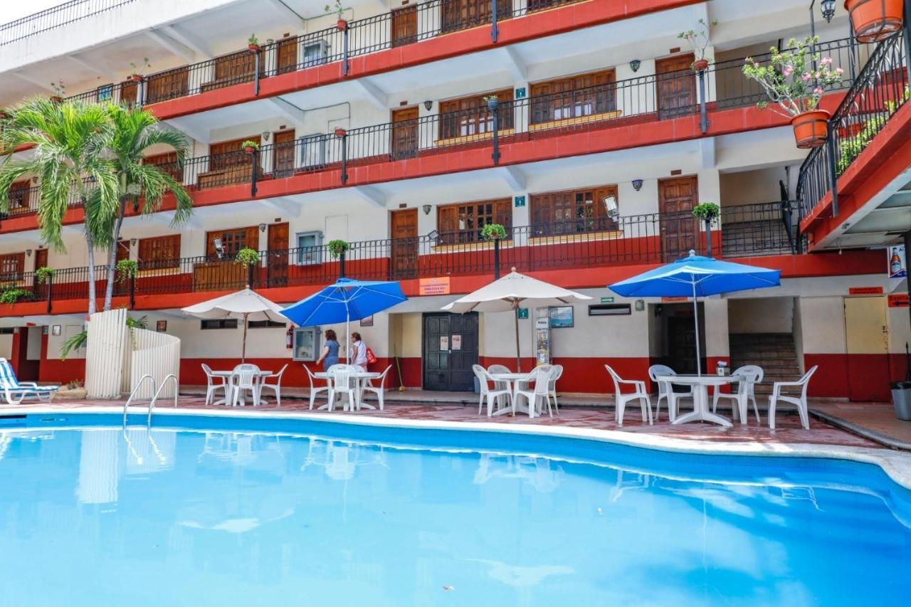 Hotel Hacienda Maria Eugenia Acapulco Exterior photo